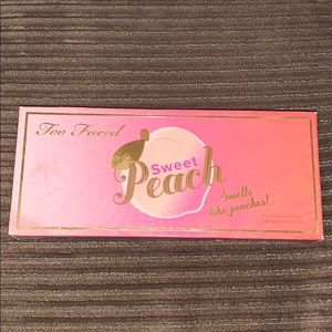 TOO FACED SWEET PEACH EYE PALETTE